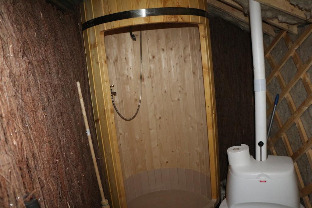Yurtos Konuk evi Gaugariai Oda fotoğraf