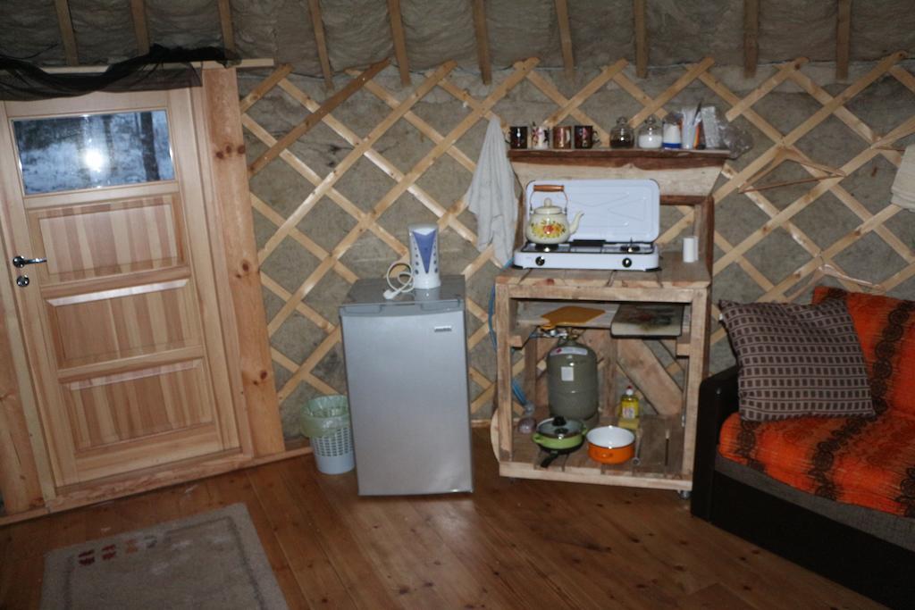 Yurtos Konuk evi Gaugariai Oda fotoğraf